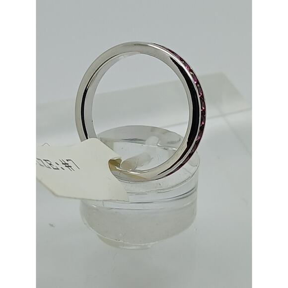 Vintage Ruby Red Crystal Band Eternity Anniversary Ring Size 7 New With Tag - Picture 4 of 5